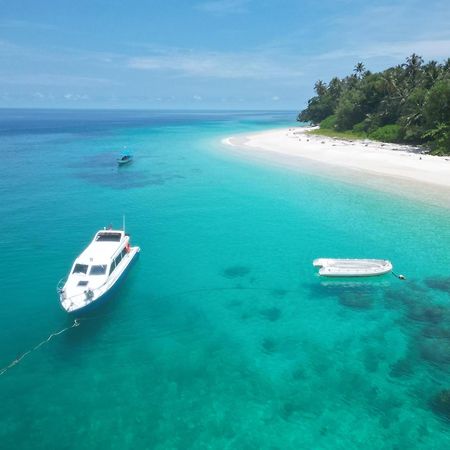 Pinang Island - Private Island Sea View Bungalows Singkil  外观 照片