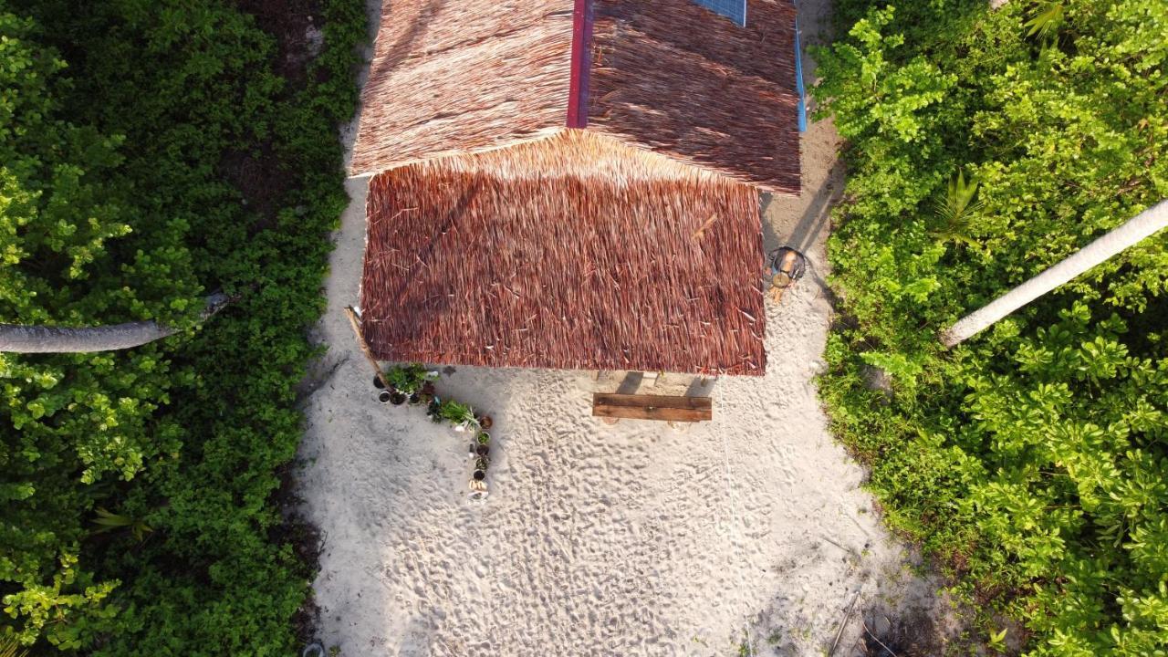 Pinang Island - Private Island Sea View Bungalows Singkil  外观 照片