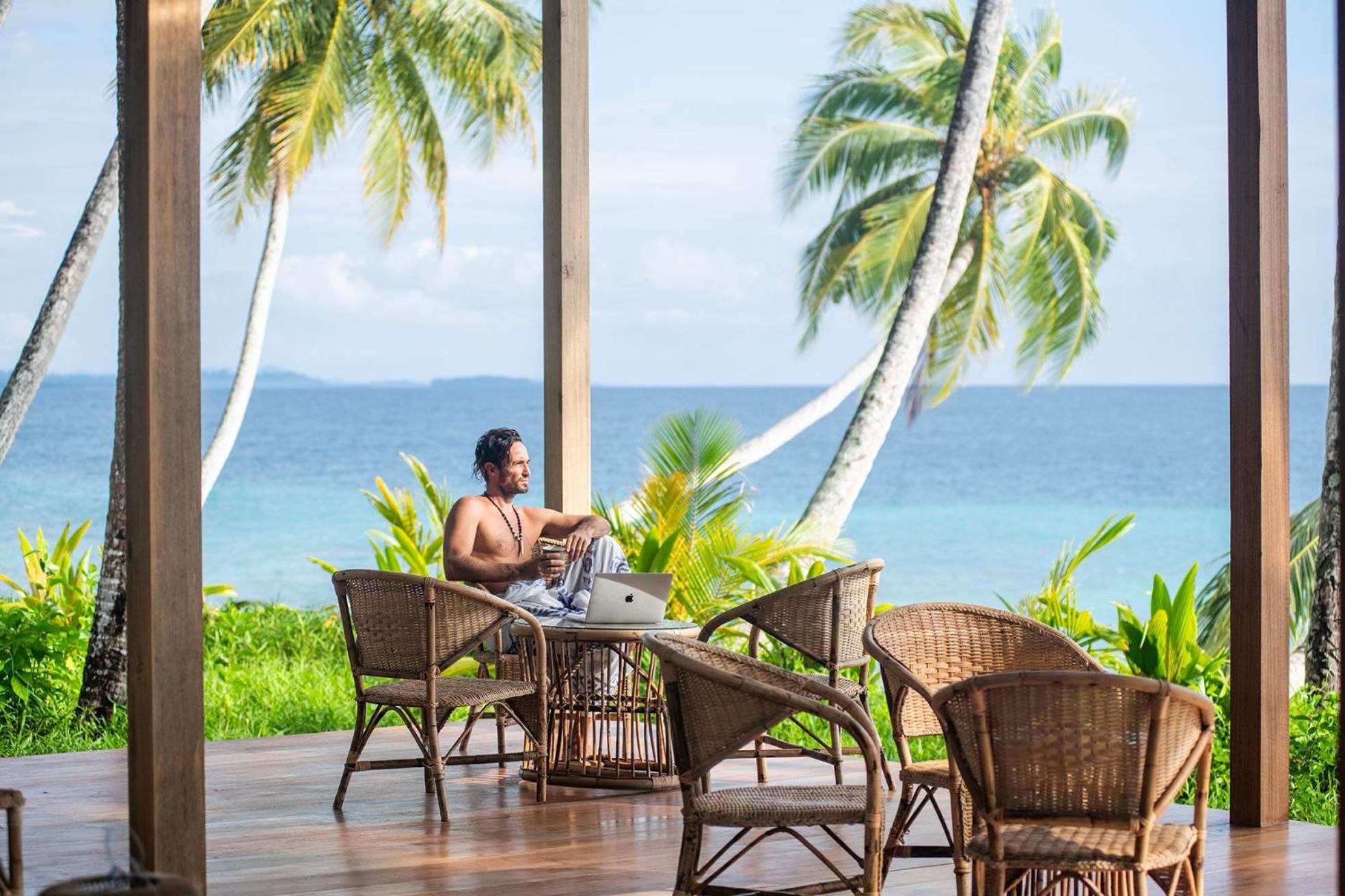 Pinang Island - Private Island Sea View Bungalows Singkil  外观 照片