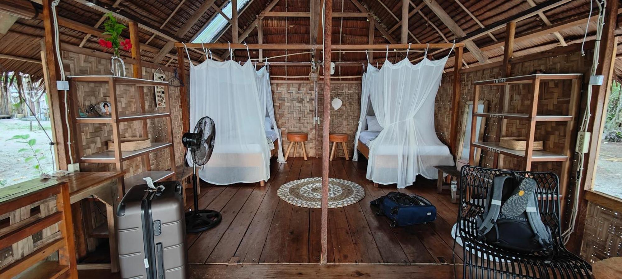 Pinang Island - Private Island Sea View Bungalows Singkil  外观 照片