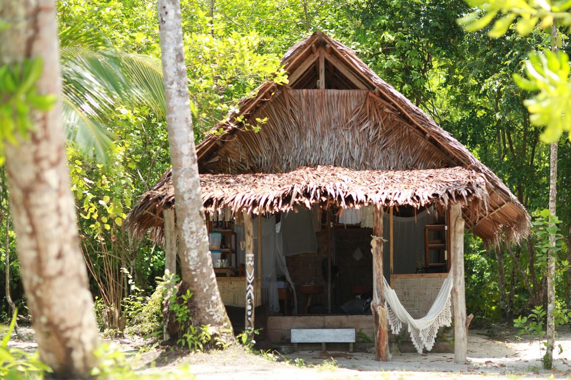 Pinang Island - Private Island Sea View Bungalows Singkil  外观 照片