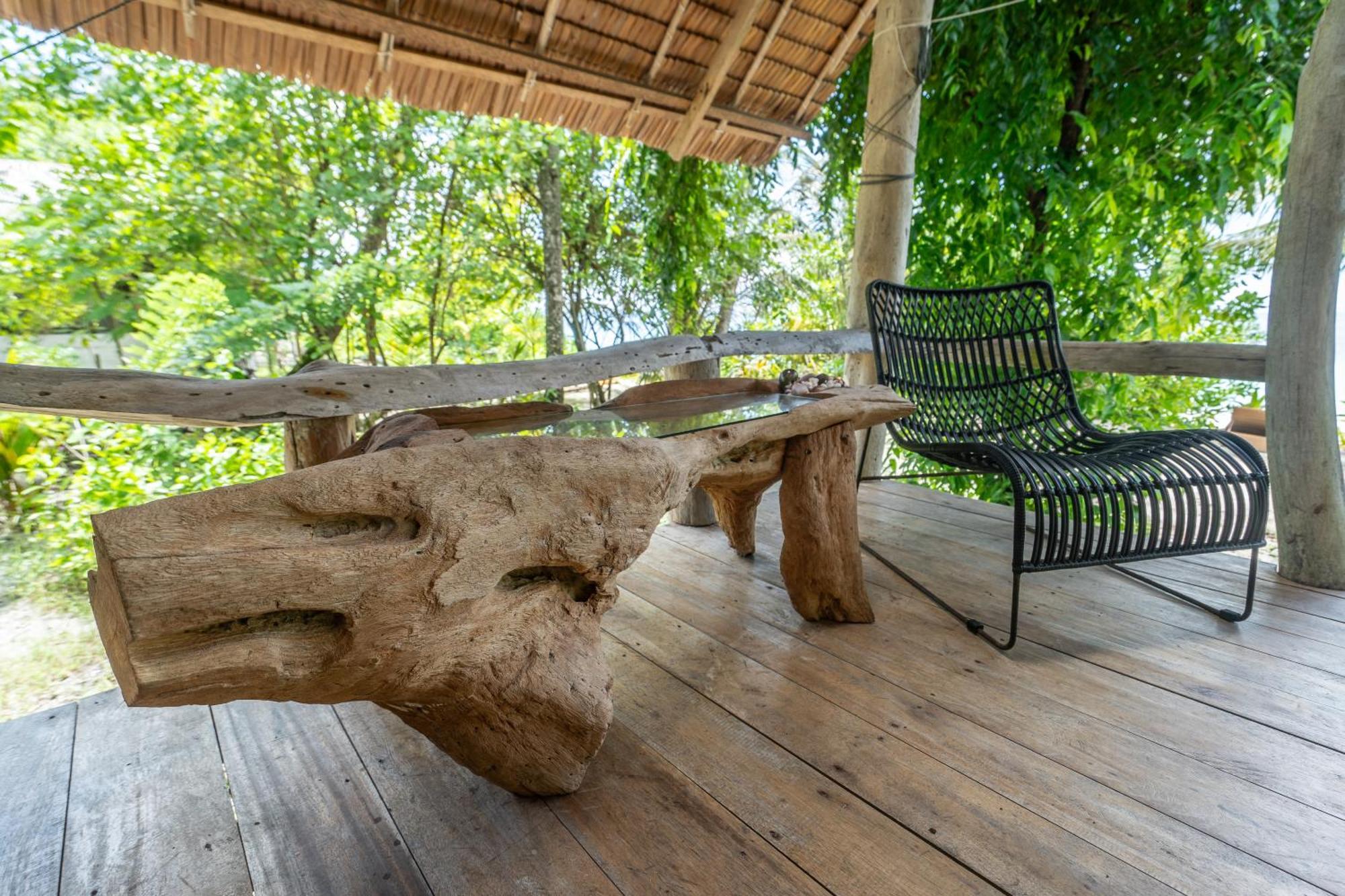 Pinang Island - Private Island Sea View Bungalows Singkil  客房 照片